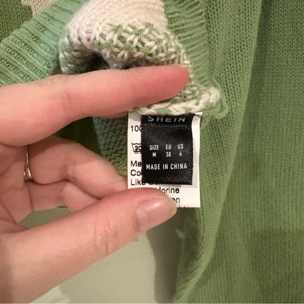 Y2K Clueless Vibes Argyle Green and Cream Knit Cropped Sweater - Picture 4 of 5